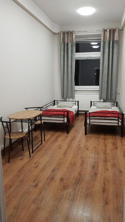 Hostel Kaszubska Wroclaw Exterior photo